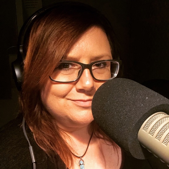 Meet your Posher, Vickie - Picture 3 of 4